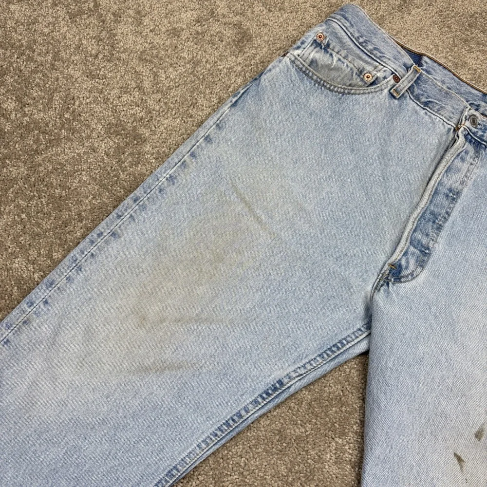 Vintage 90s Levis 501xx Light Wash Button Fly Jeans 36x30 (Fits 34x29)